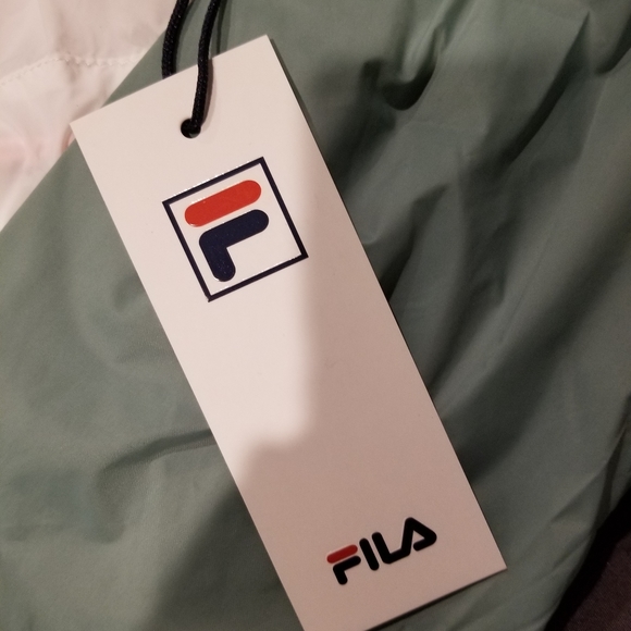 🎉FLASH🎉 BNWT FILA Liliana Wind Jacket - Picture 16 of 16